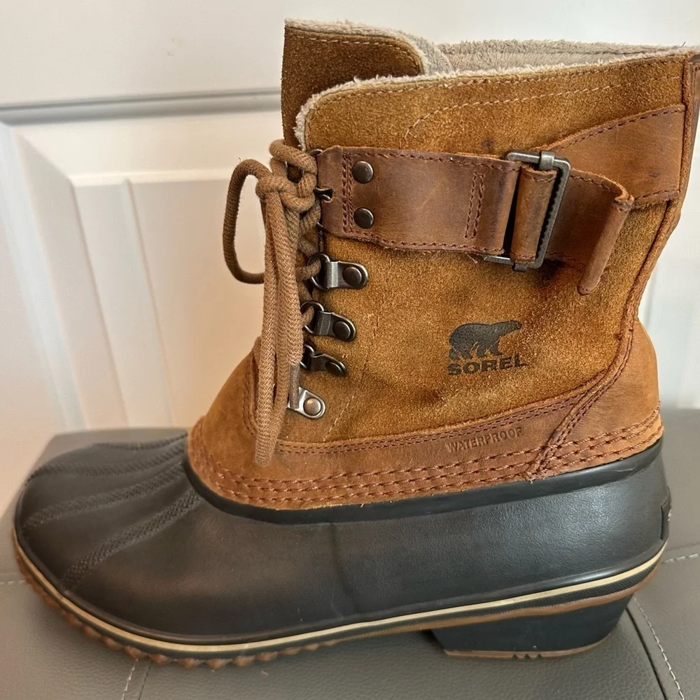 Sorel Winter Fancy Lace ll duck boots